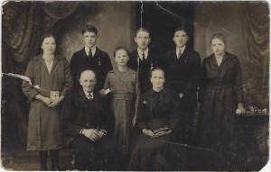 Spodnja Dolenčeva družina